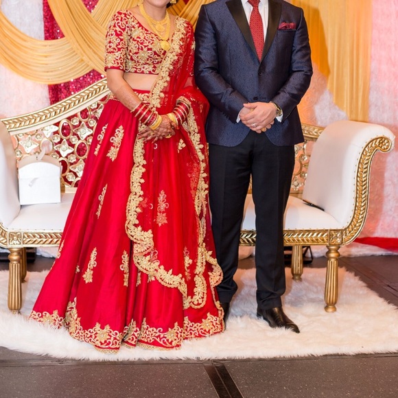 Bridal hand embroidered Lehenga set - Picture 5 of 15